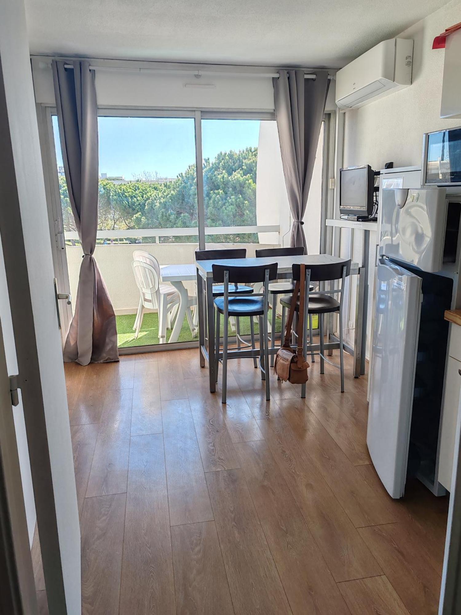 Motte Apartment *